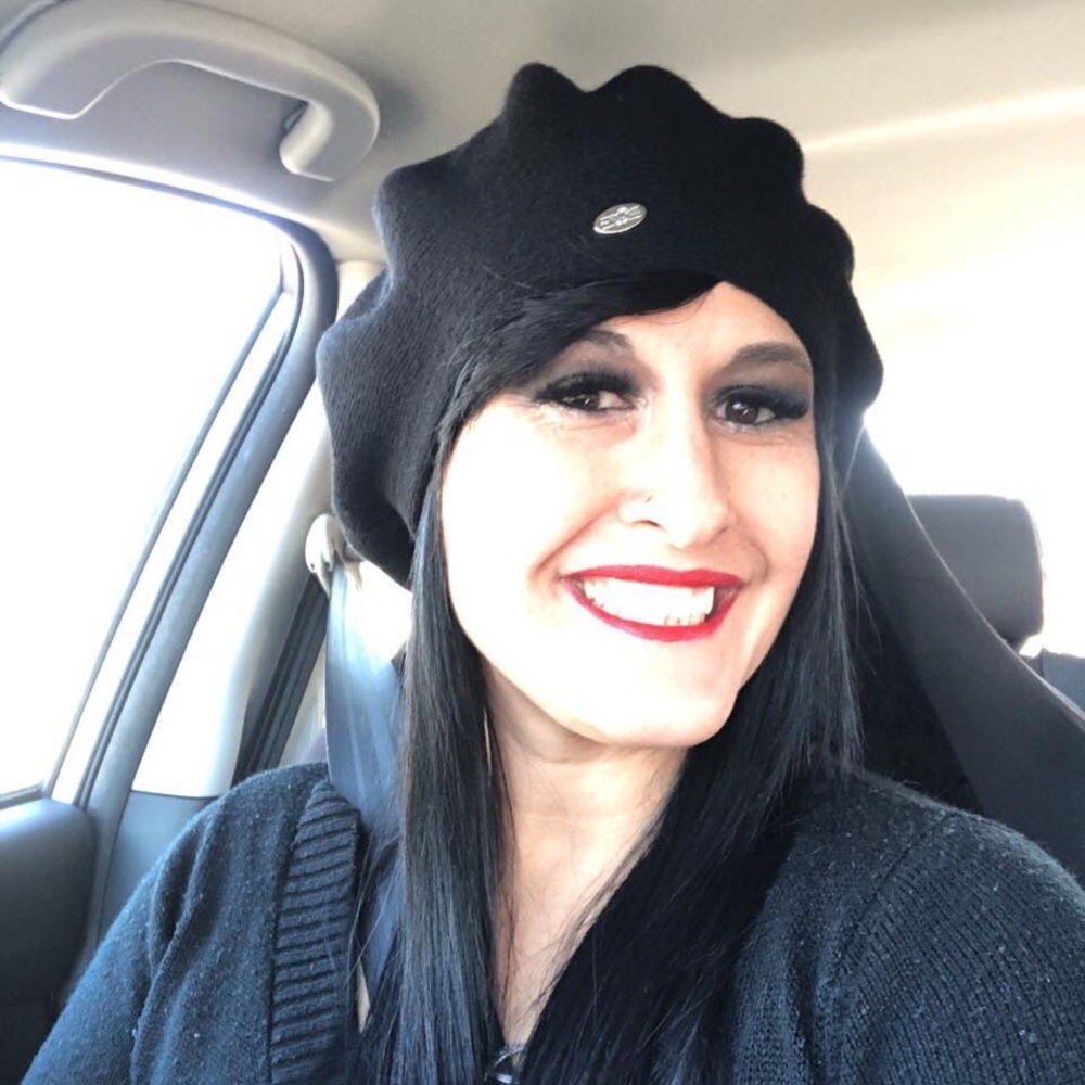 Meet your Posher, Celeste